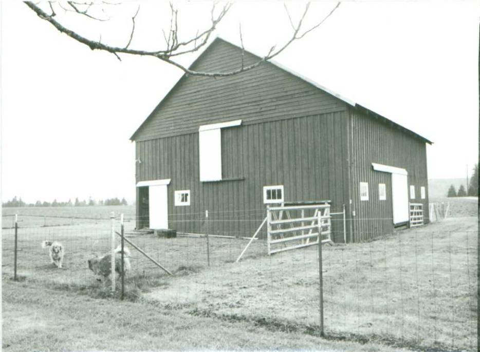 The Minder barn in 1991 from the Clackamas County Historic Resources survey.