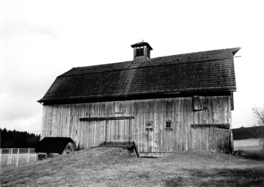 The Schatz barn in 1984 from the Clackamas County Historical Resources Inventory.